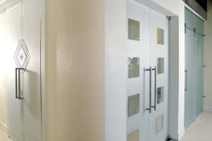 Deuren glas showroom